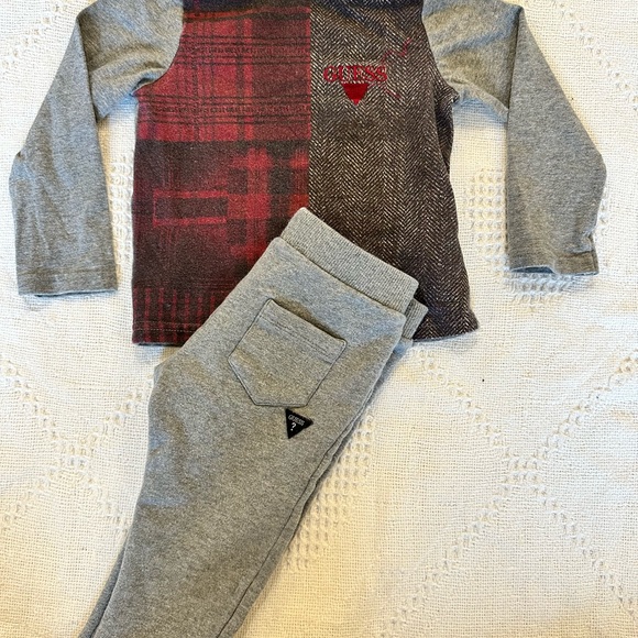 Another beautiful set by Guess | size 12m EUC - Picture 2 of 2